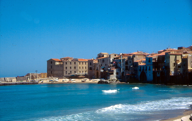 Cefalù na Sicília, Itália