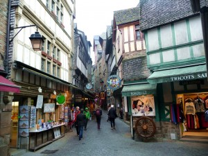 Mont Saint-Michel, interior das muralhas - Foto Manual do Turista