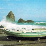 Os Faraglioni em Aci Trezza, Sicília