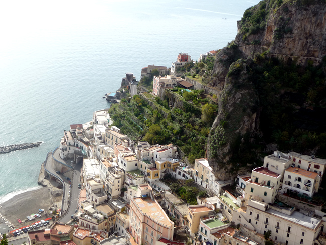 Vista da Costa Amalfitana a partir de Ravello