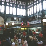 Restaurante de frutos do mar, mercado de Santiago, Chile