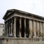 Templo romano em Nimes, França