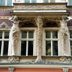 Detalhes Ar Decó em prédio, Riga, Letônia