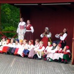 Grupo de música em trajes folclóricos, Suécia