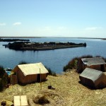 Ilhas flutuantes dos Uros, Lago Titicaca, no Peru