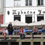 Relaxando junto do canal, Copenhagen