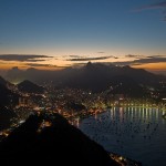 Rio de Janeiro ao anoitecer