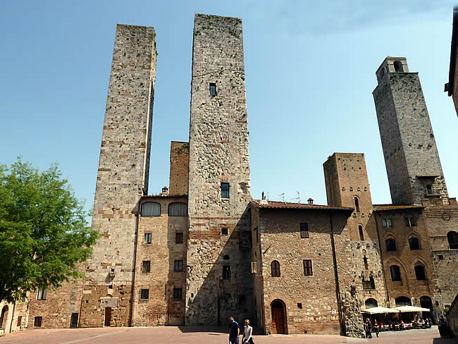 Torres medievais em San Gimignano, Toscana
