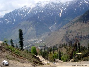 Uma estrada perigosa, norte da Índia
