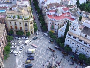 Vista de Sevilha do alto da torre da catedral