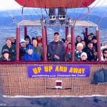 Voo de balão próximo aos Alpes Neo-Zelandeses