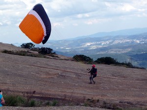 Pronto para voo de paglider em Atibaia SP