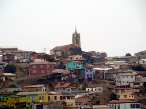 Colina em Valparaíso, no Chile