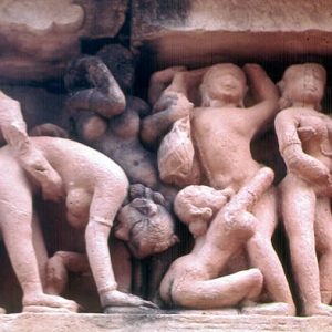 Esculturas eróticas de dos templos de Khajurao, na Índia