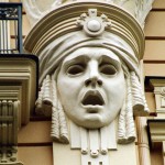 Detalhe Art Deco em prédio em Riga, Letônia