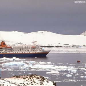 Cruzeiro marítimo na Terra do Fogo, Argentina