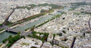 Vista do primeiro andar da Tour Eiffel, Paris, França