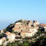 Córsega - de Cavi a St-Laurent, aldia corsa