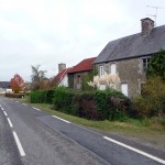 Normandia, estrada próxima ao Mont Saint-Michel