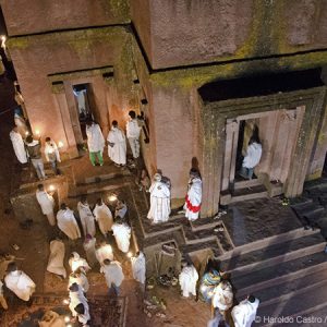 Vista do alto da igreja Bet Giyorgis, Casa de Jorge
