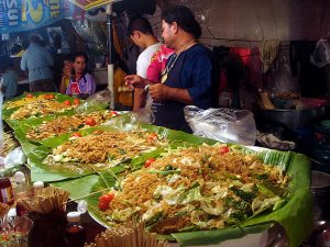 Banca de comida na rua