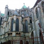 Interior da catedral de Chartres