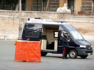Policia na itália