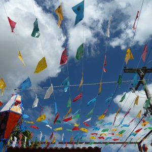 Balão e bandeiras de festa junina, Caruaru