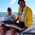 Pescando, na Argentina, no rio Paraná