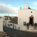 Entrada da zona dos trulli em Alberobello