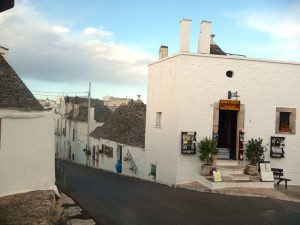 Entrada da zona dos trulli em Alberobello