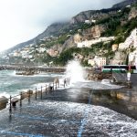 Amalfi, Costa Amalfitana em novembro: mar bravo impede passeios de barco