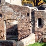 Ruínas em Ostia Antica