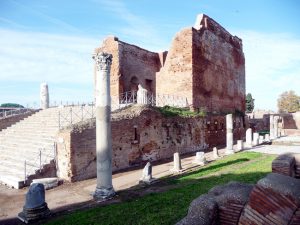 ermas em Ostia Antica, Itália