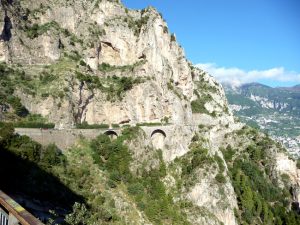 Estrada de Sorrento a Amalfi