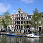 Holanda, canal típico de Amsterdã