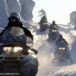 Finlandia, snowmibile em iso-syote