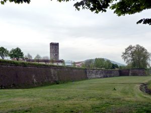 Muralhas de Lucca, Itália