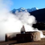 No meio das fumarolsa de El Tatio, Atacama, Chile