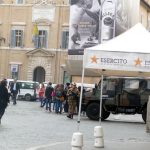 Tropas do exército evitam ataques terroristas, Piazza di Spagna