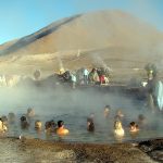 Piscina natural de água quente, em El Tatio, Atacama, Chile