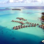 A laguna de Bora Bora vista do alto