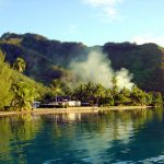 Praia na laguna de Bora-Bora
