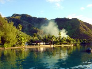 Praia na laguna de Bora-Bora
