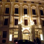 Edifício em Viena, à noite