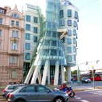 Edifício modernista em Praga