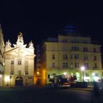 Praça em Viena à noite